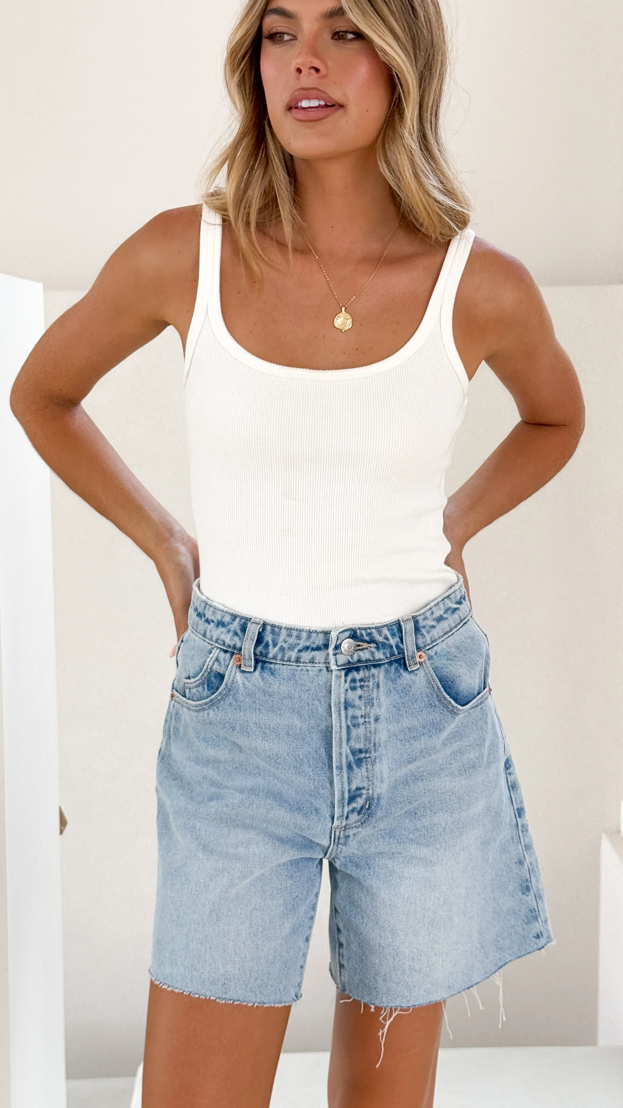 90S Relaxed Short - Light Vintage Blue - Image 6