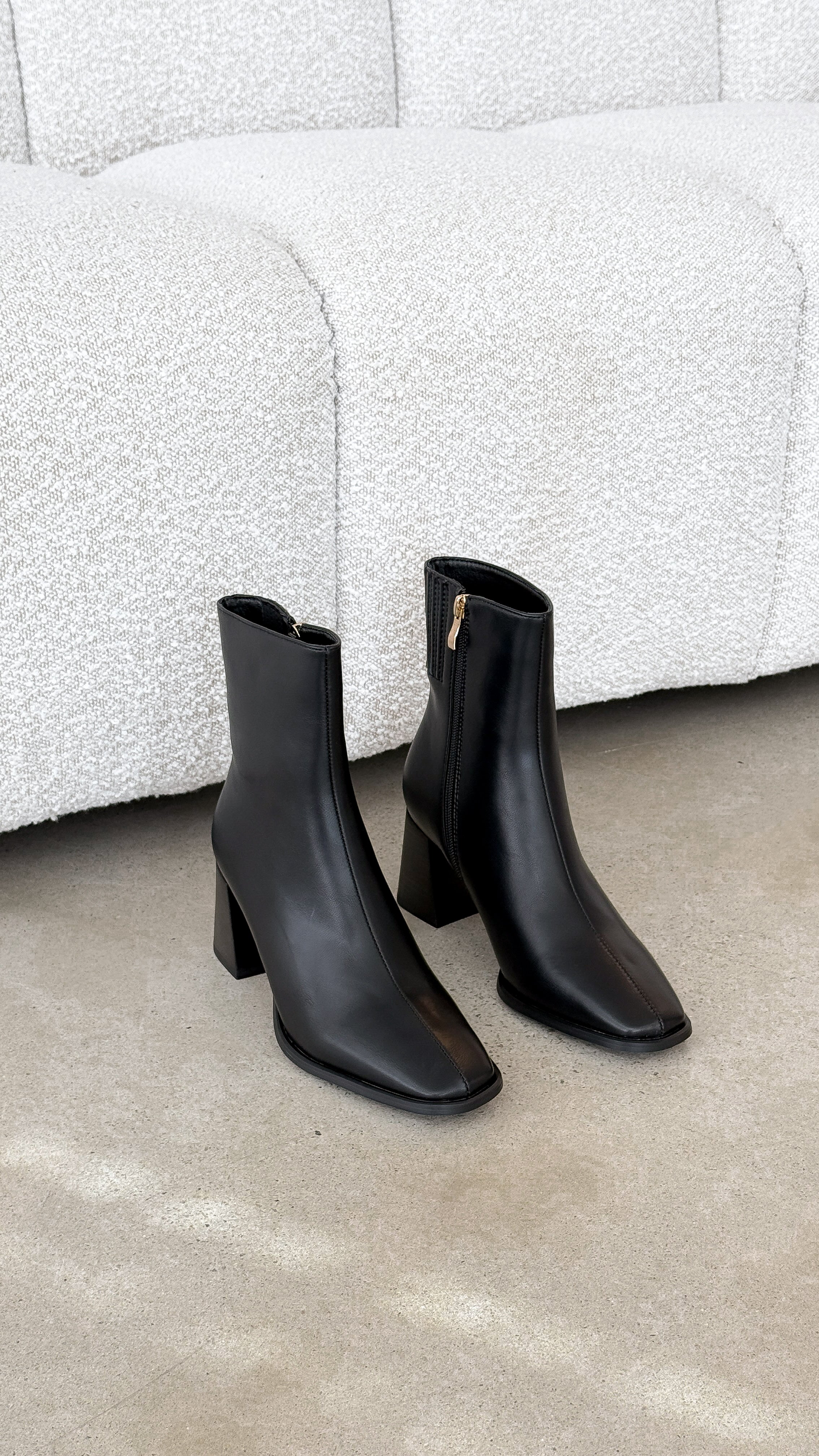 Alania Boots - Black - Image 6