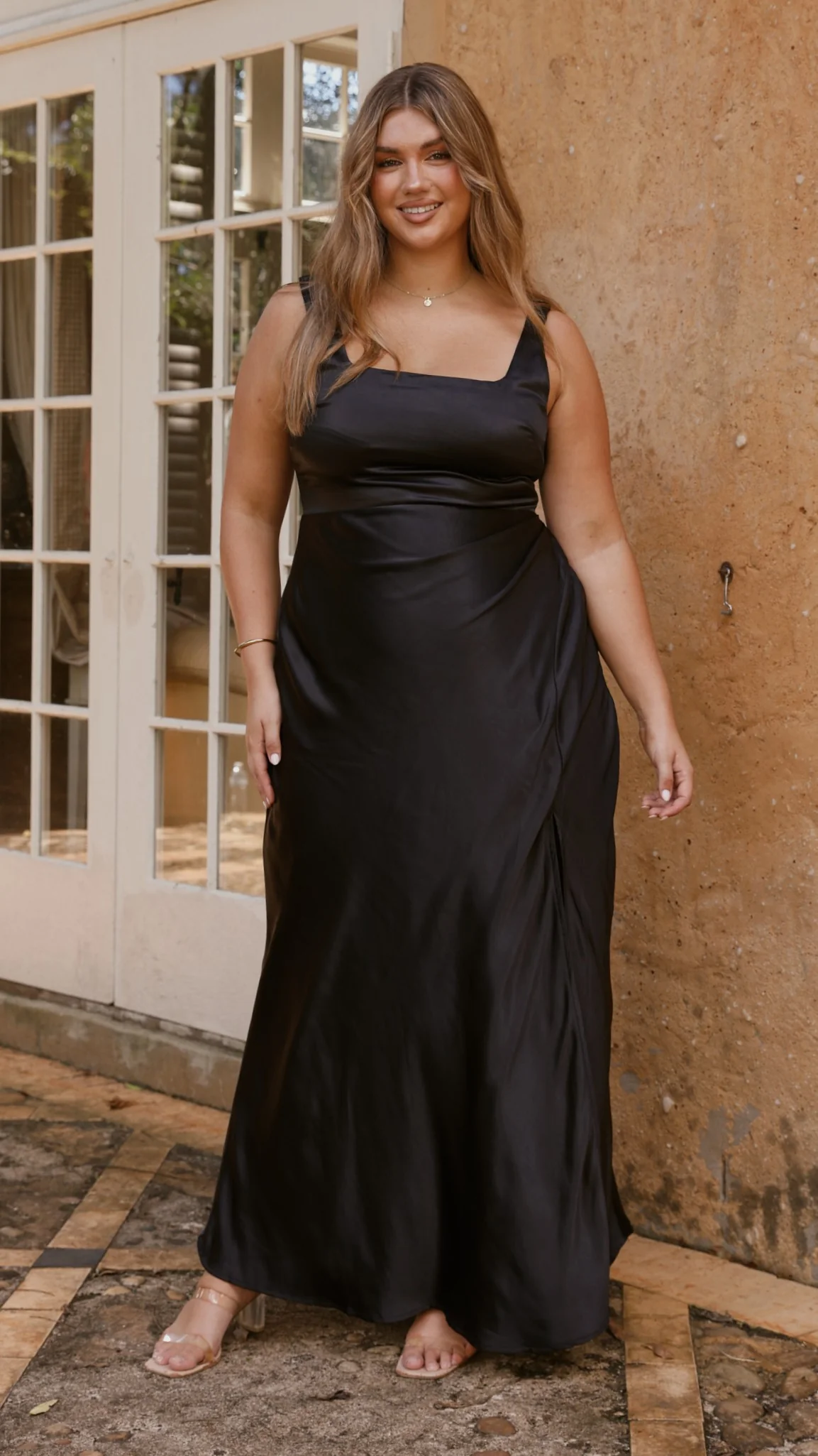 Alaria Maxi Dress - Black - Image 23