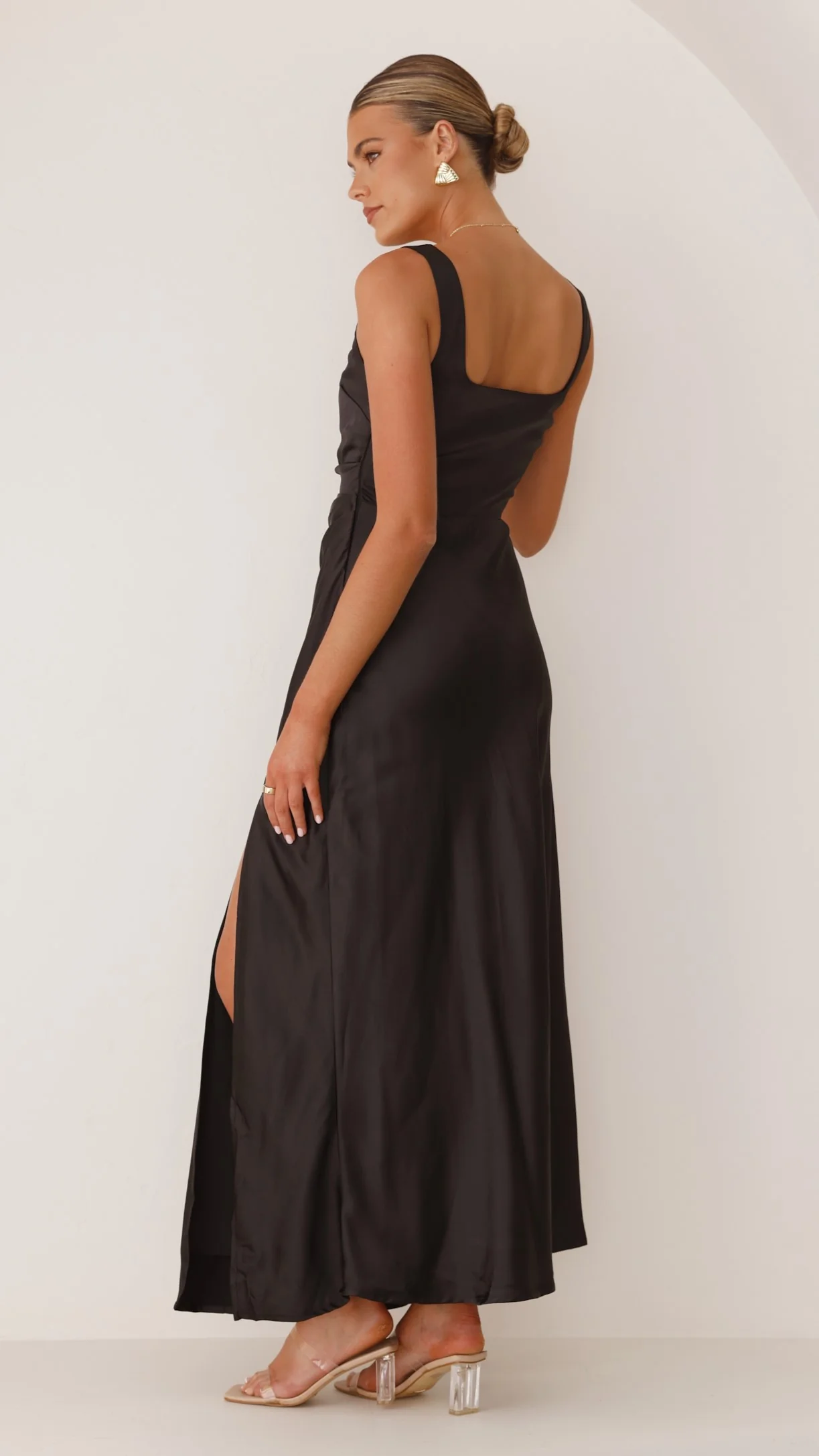 Alaria Maxi Dress - Black - Image 4