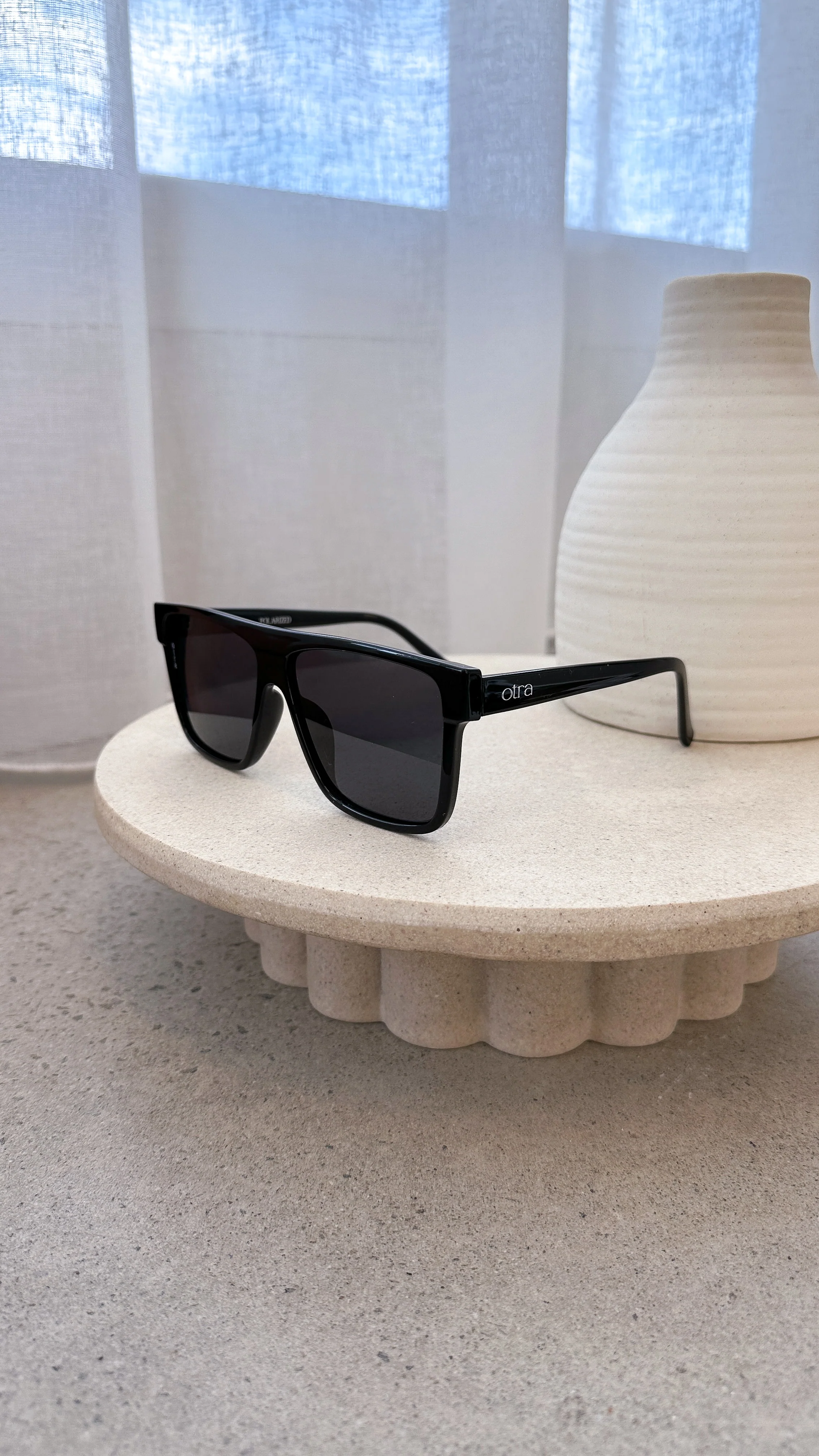 Amos Polarized Sunglasses - Black/Smoke - Image 2
