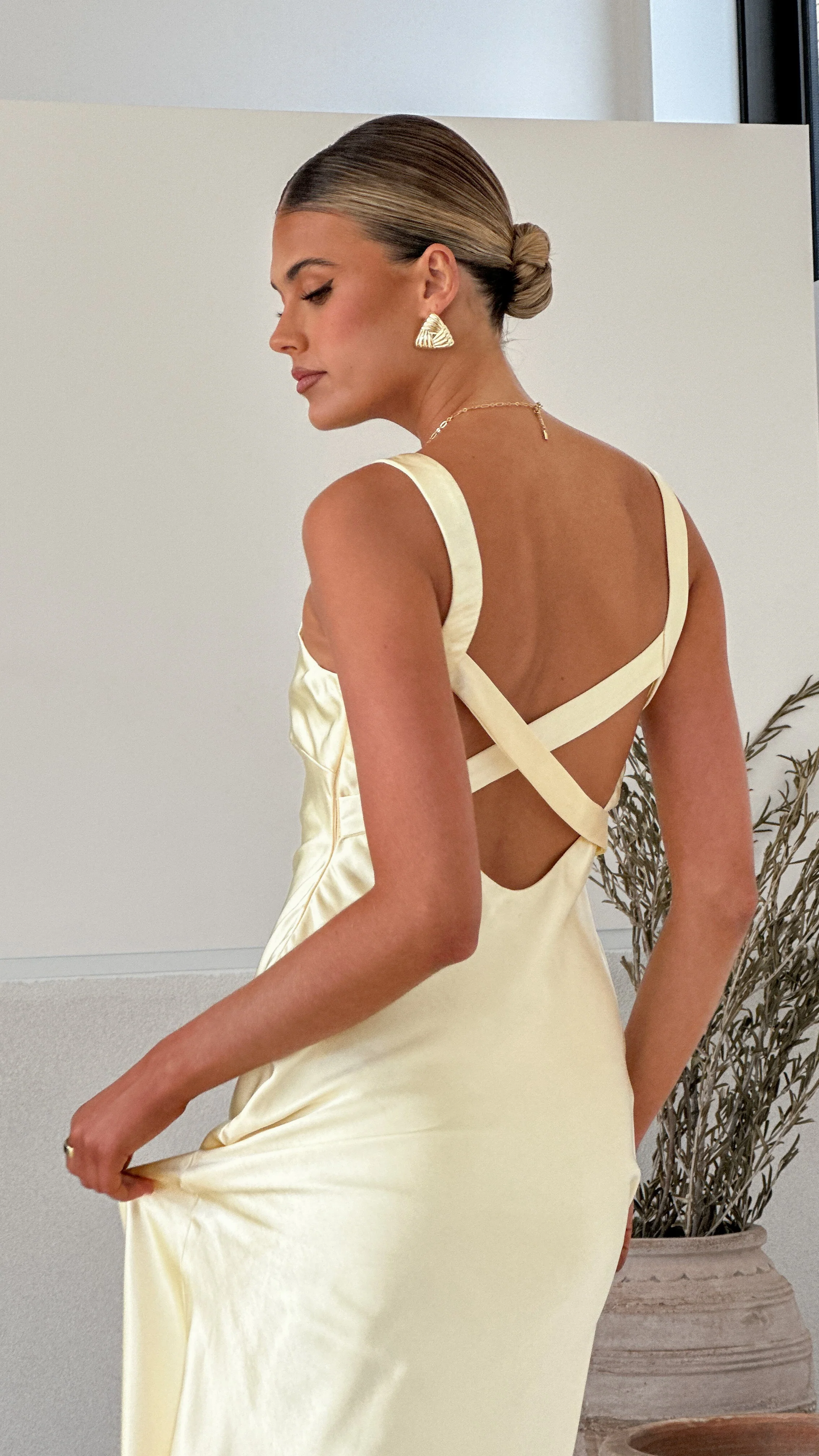Andie Maxi Dress - Yellow - Image 11