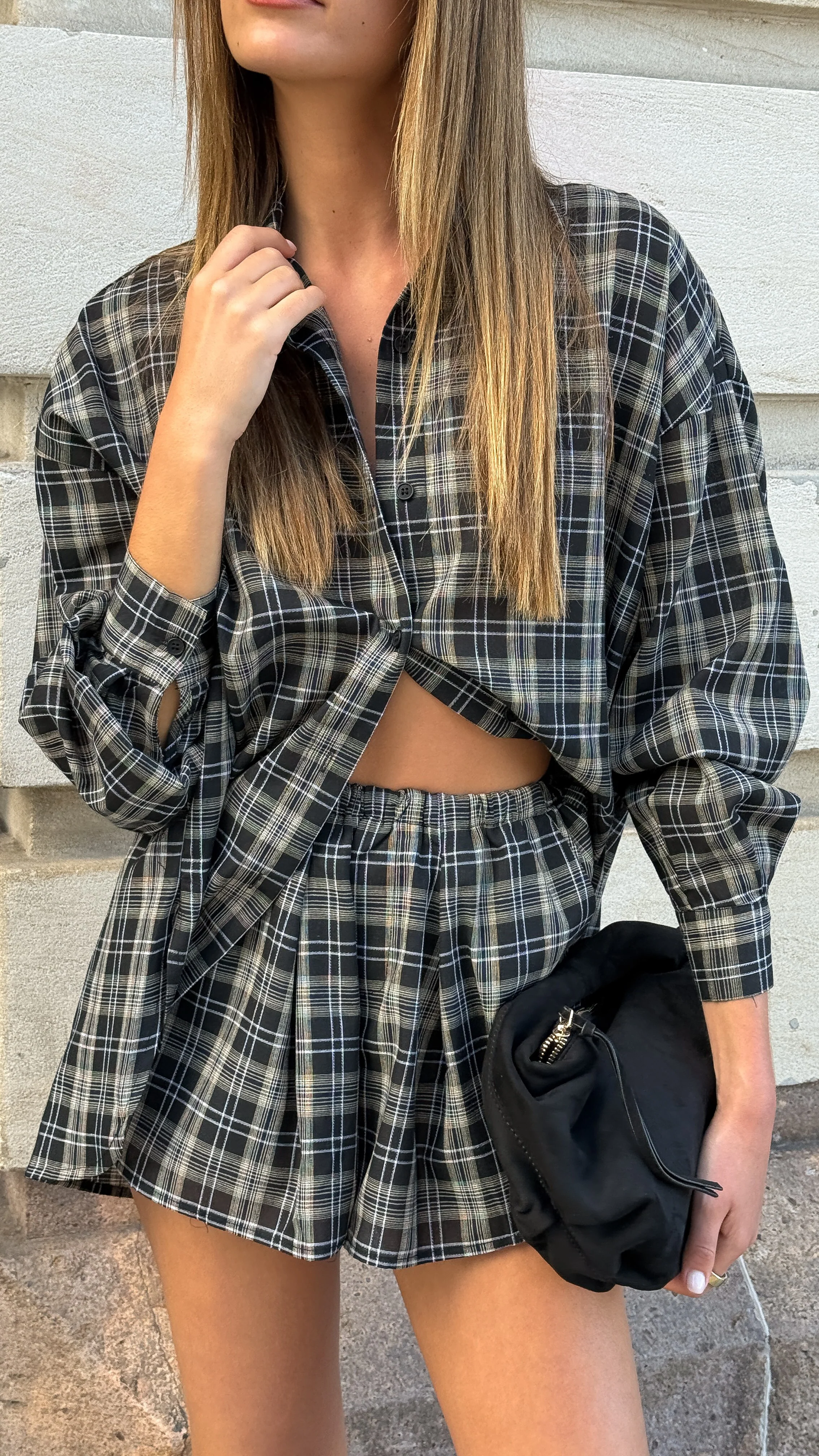 Arli Shorts - Black/Beige Plaid - Image 7