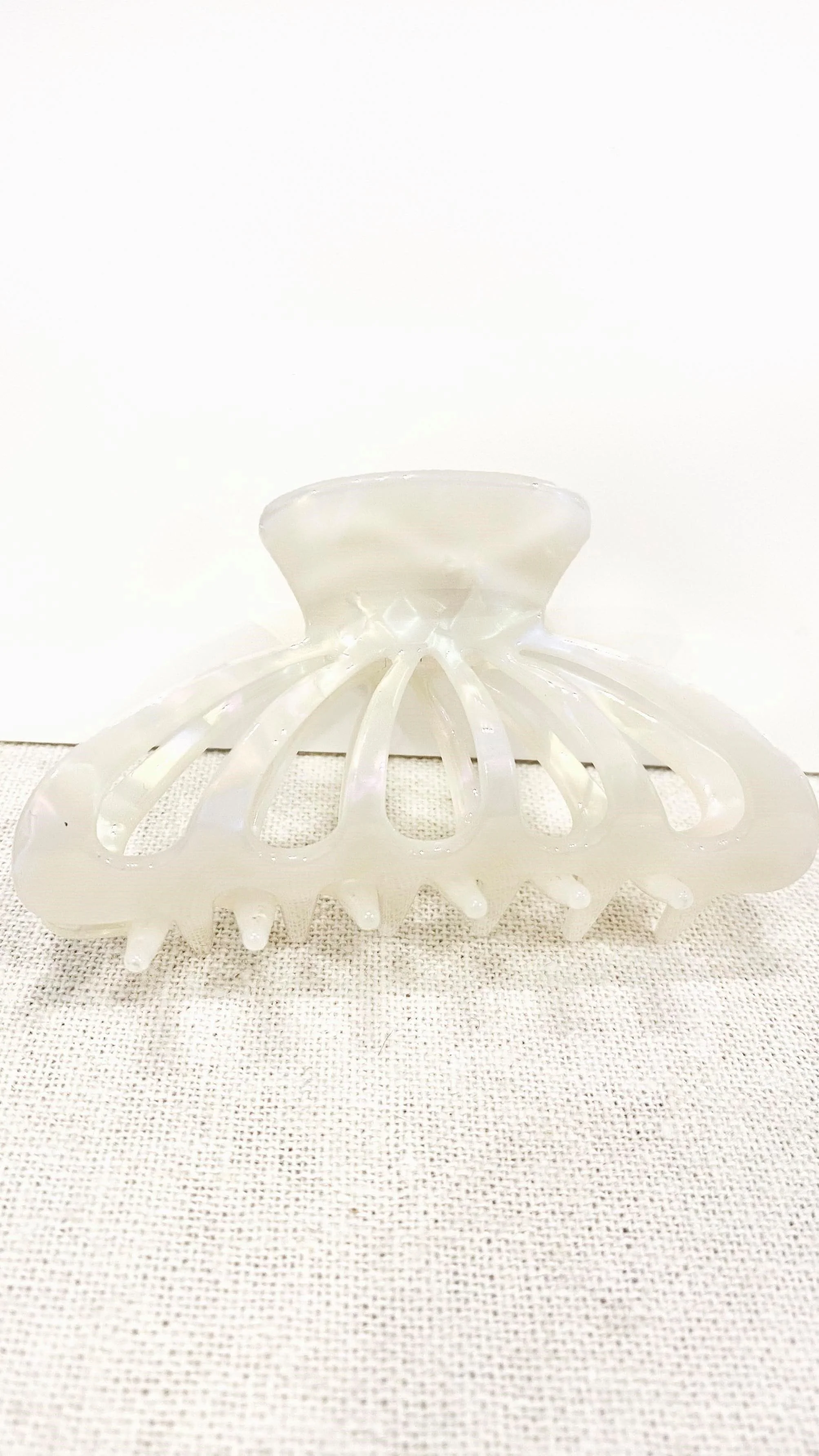 Bianca Butterfly Claw Clip - Ivory Marble - Image 3