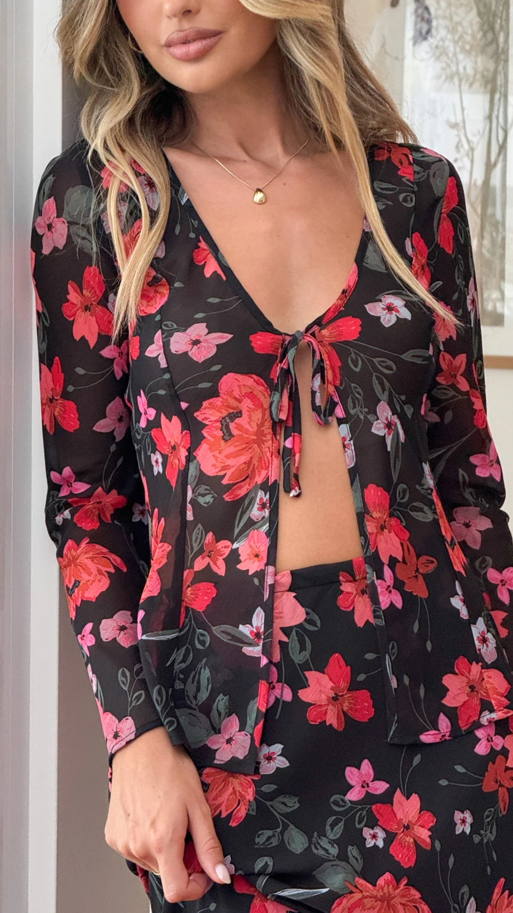 Brianna Open Tie Top - Dark Floral - Image 5