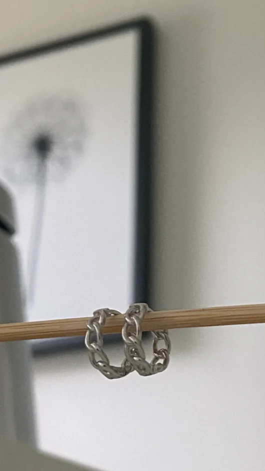 Chain Huggie - Silver - Image 3