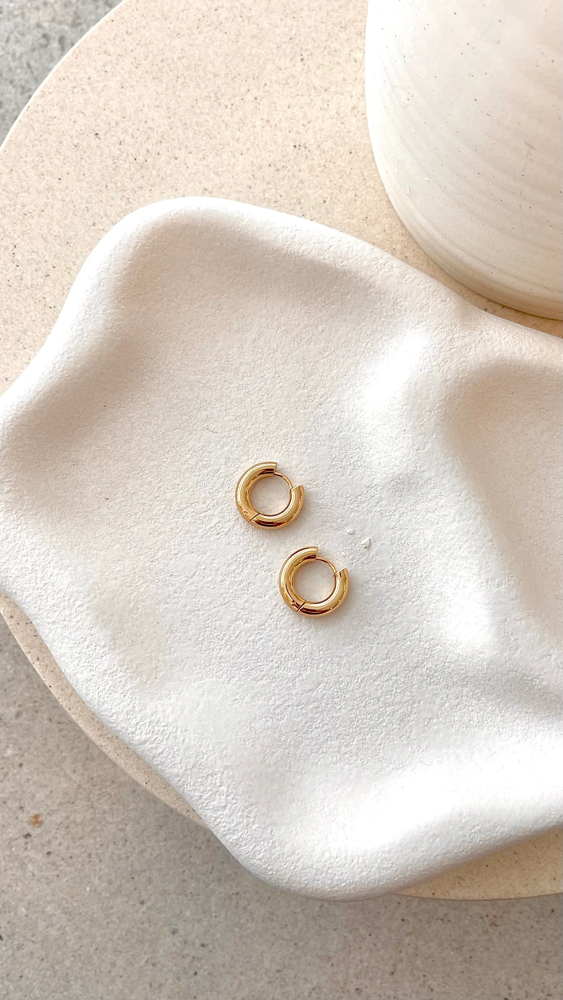 Chelsie Earrings - Gold - Image 2