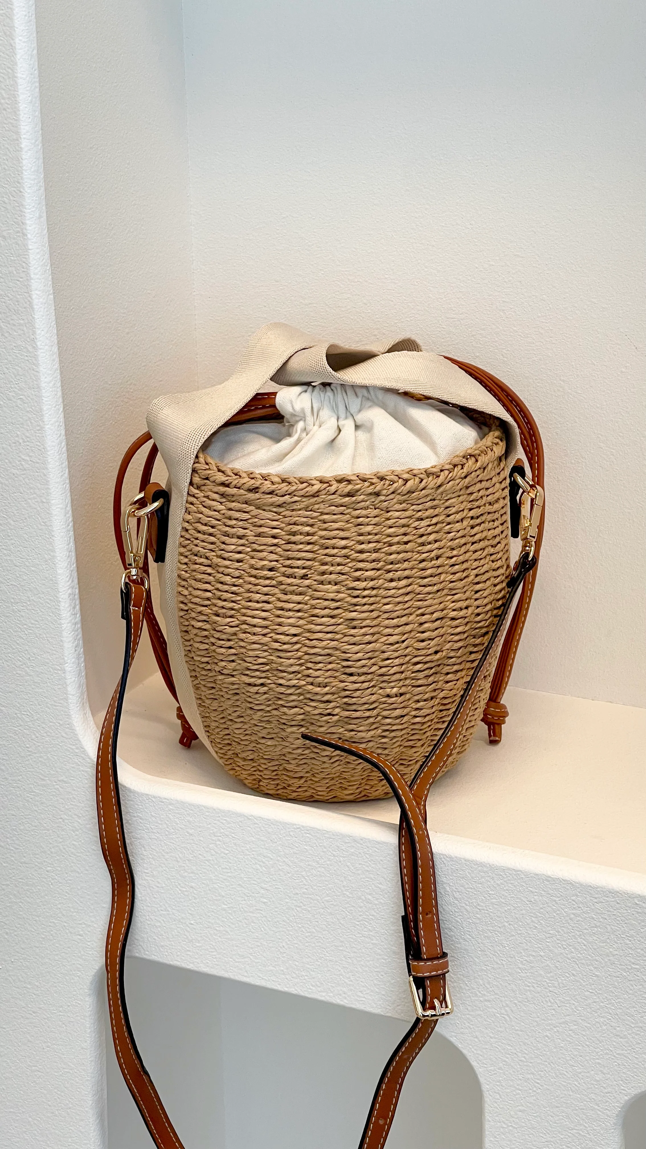 Cleo Woven Bucket Handbag - Natural / Tan - Image 5