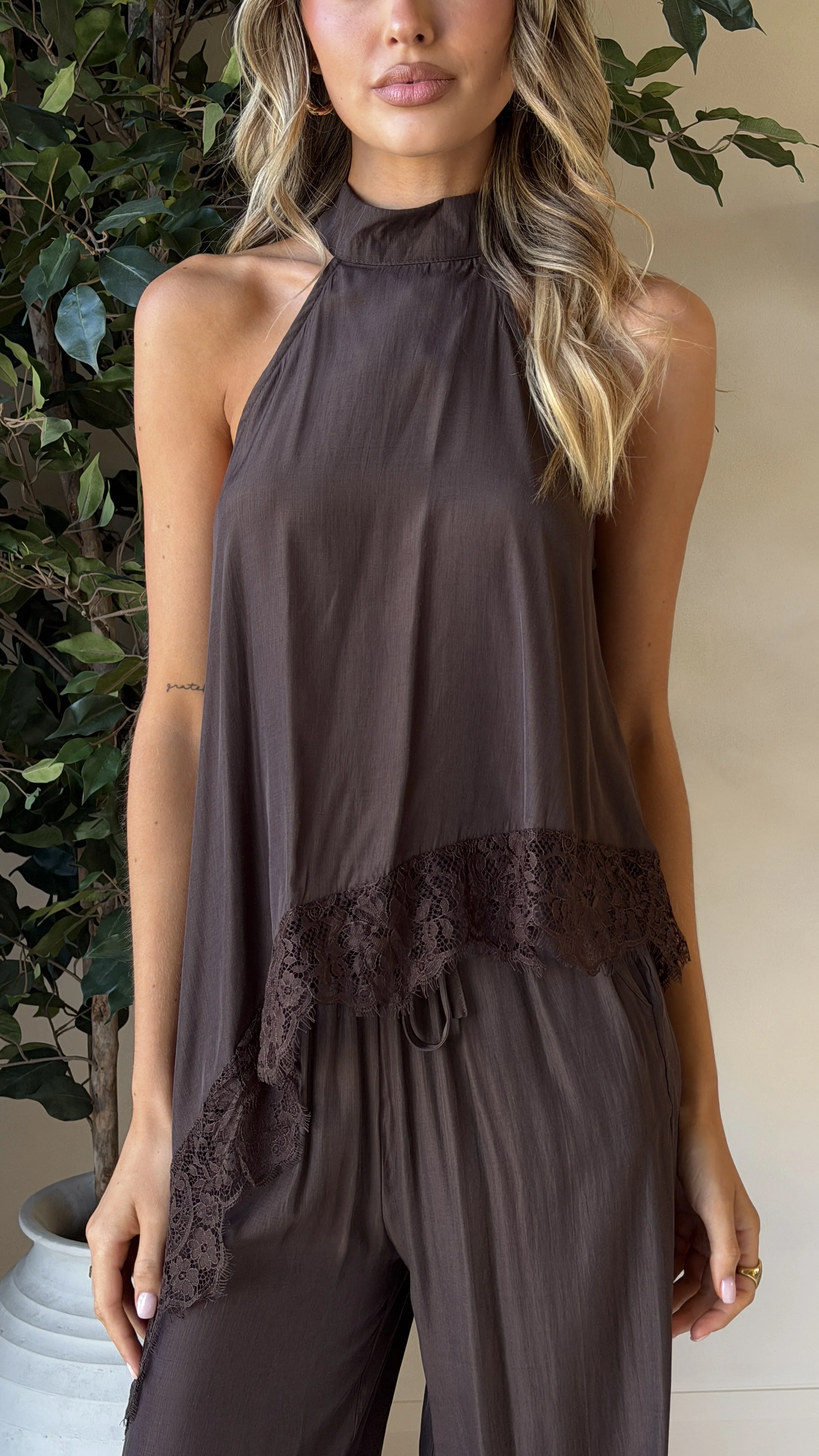 Elaia High Neck Top & Pants Set - Chocolate - Image 4