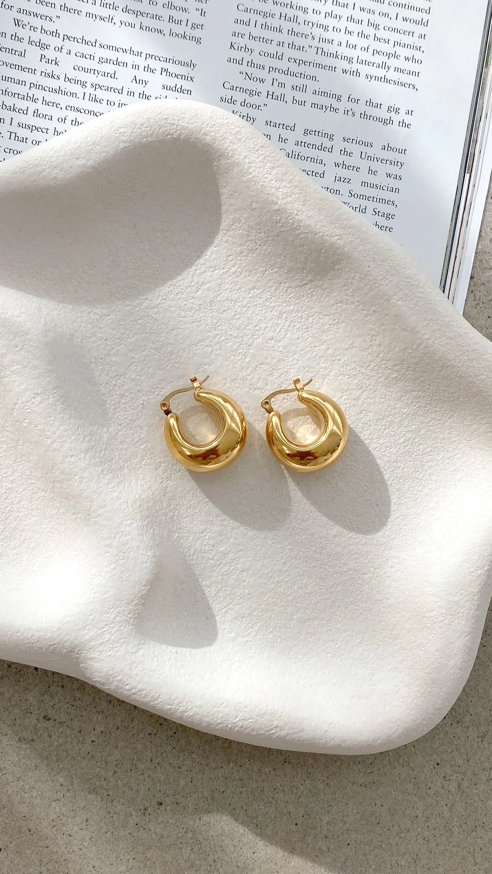 Forte Hoop Earrings - Gold - Image 2