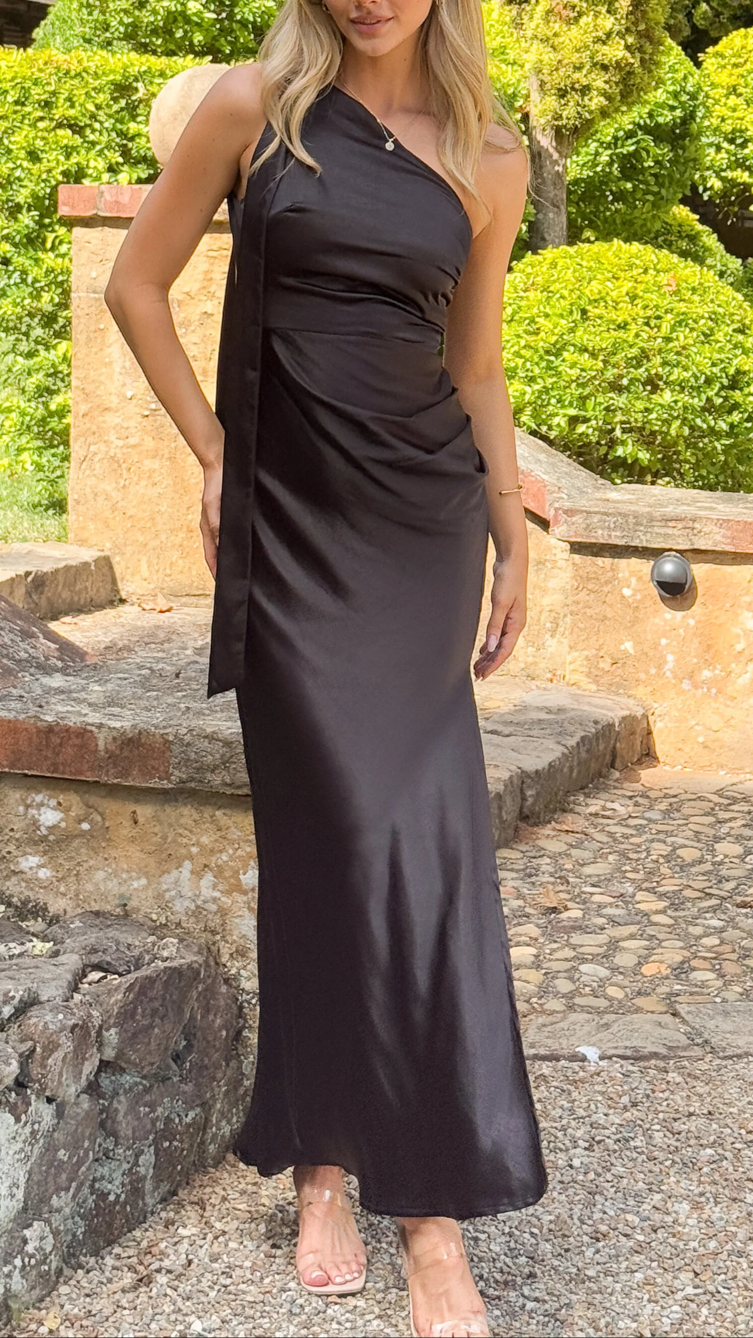 Halle One Shoulder Maxi Dress - Black - Image 3