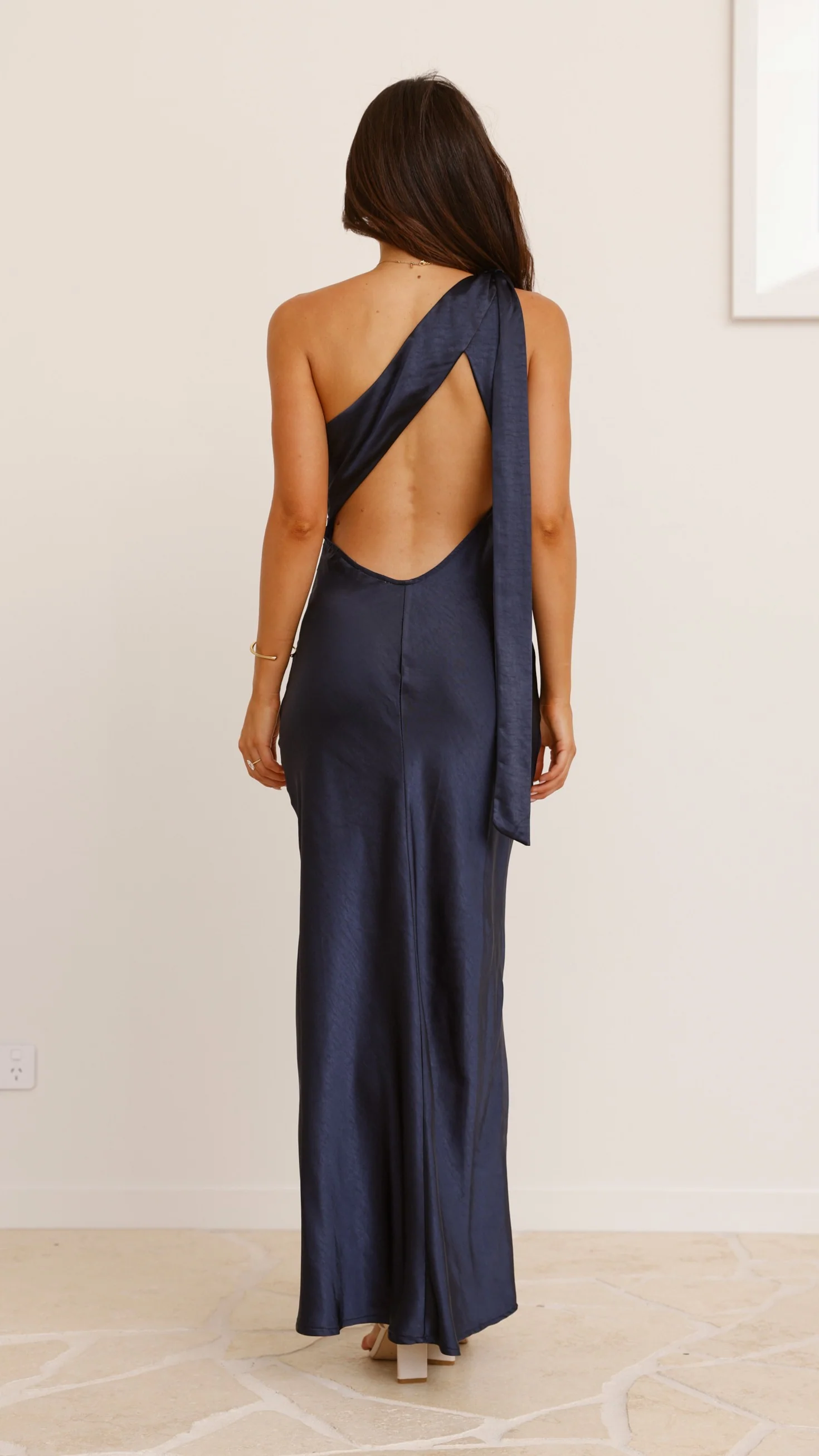 Halle One Shoulder Maxi Dress - Navy - Image 2