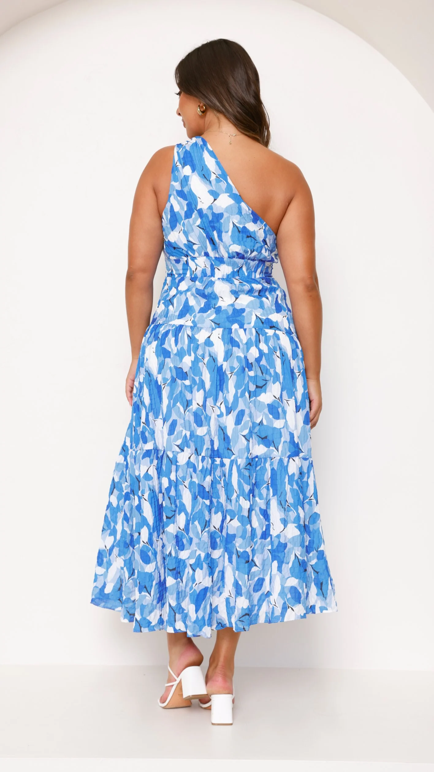 Jayma Maxi Dress - Blue Floral - Image 4