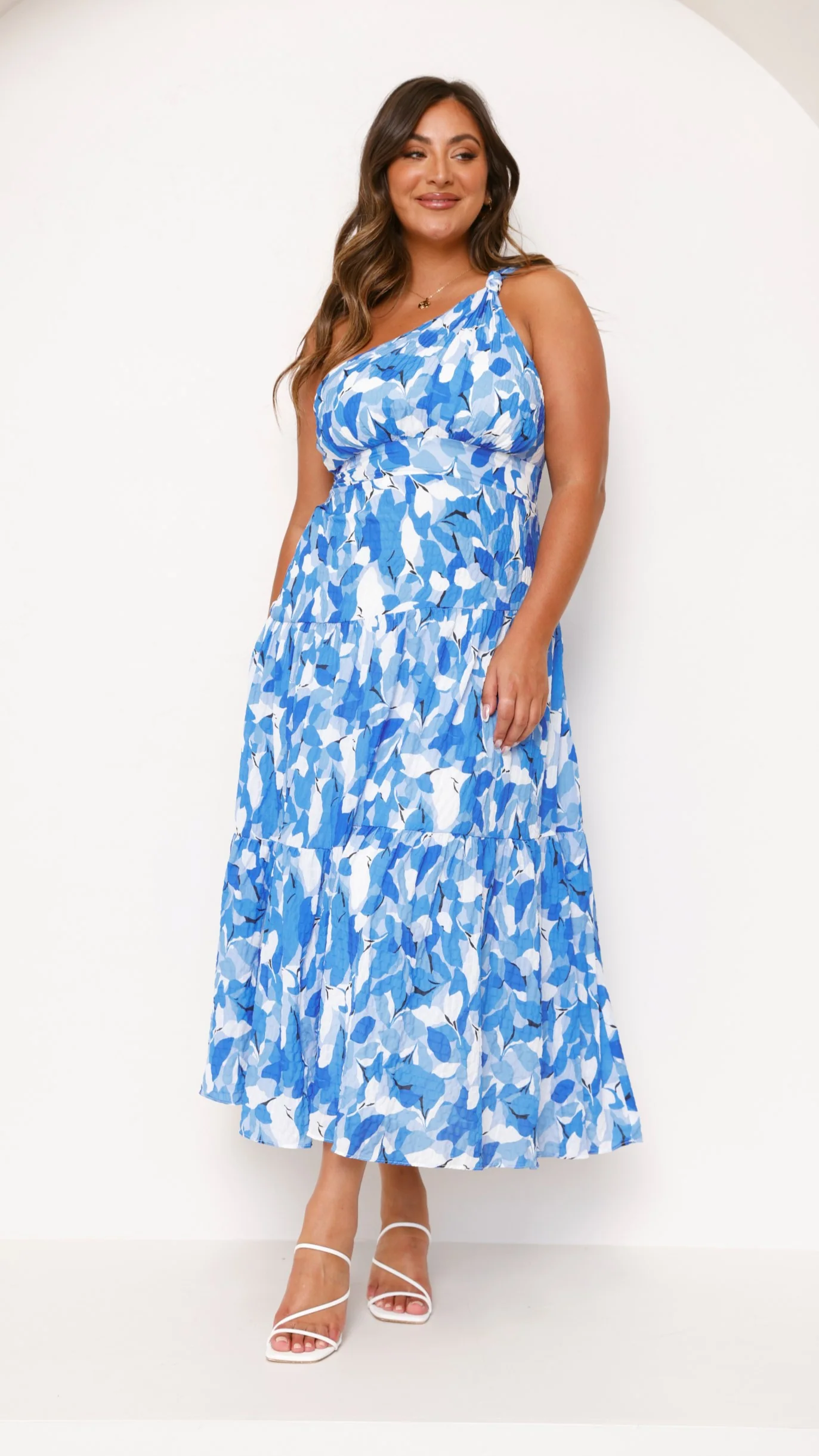 Jayma Maxi Dress - Blue Floral - Image 7