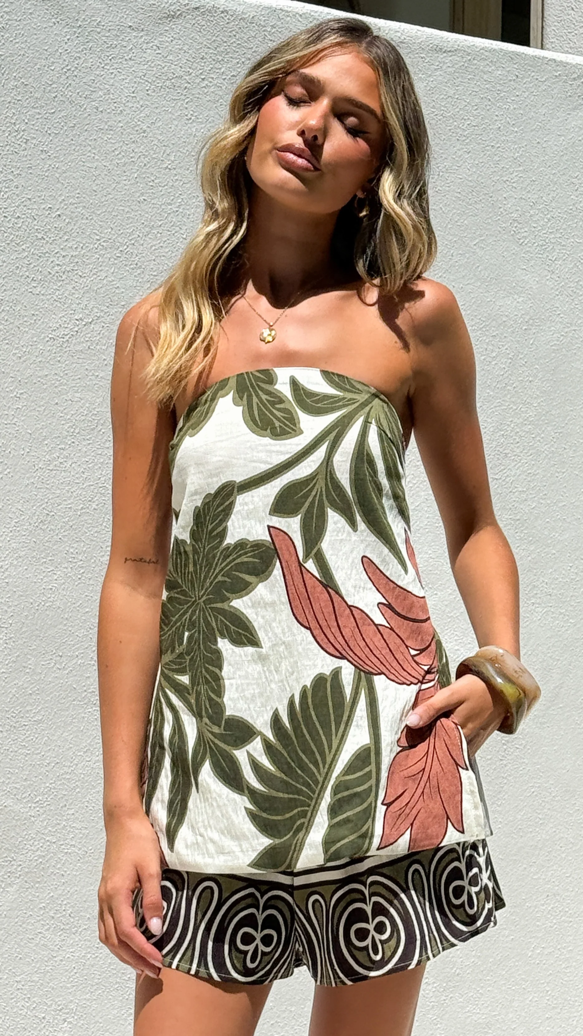 Kiki Strapless Top and Shorts Set - Green/Beige Palm - Image 4