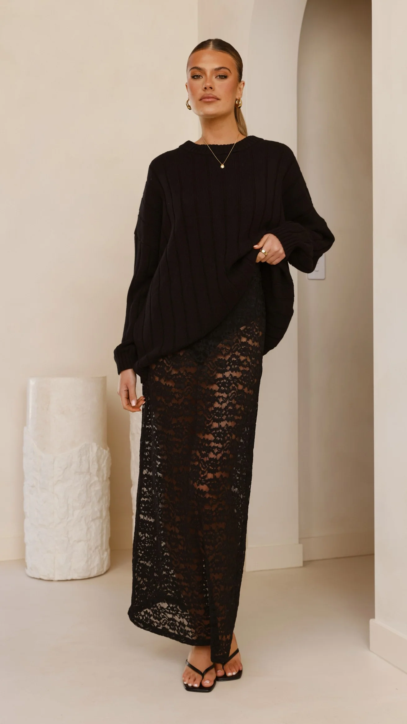 Naiva Oversized Knit - Black - Image 4