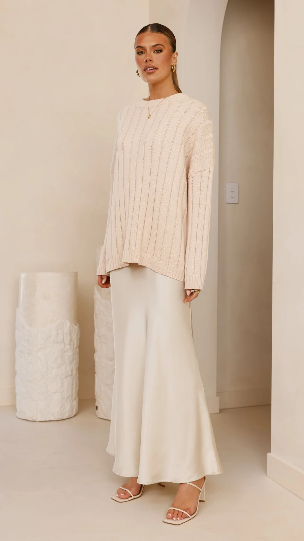 Naiva Oversized Knit - Cream - Image 9
