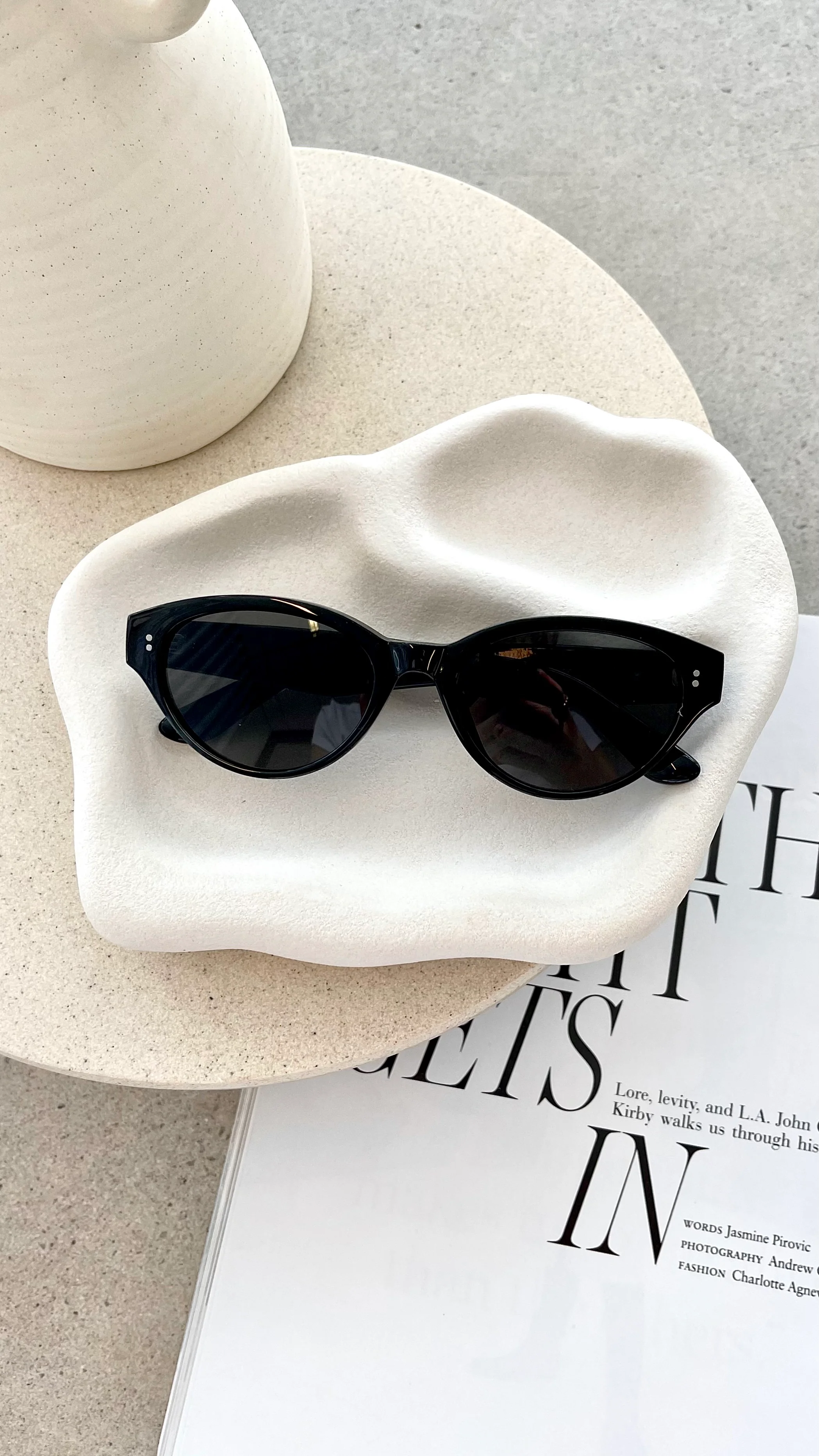 Quincia Sunglasses - Black - Image 3