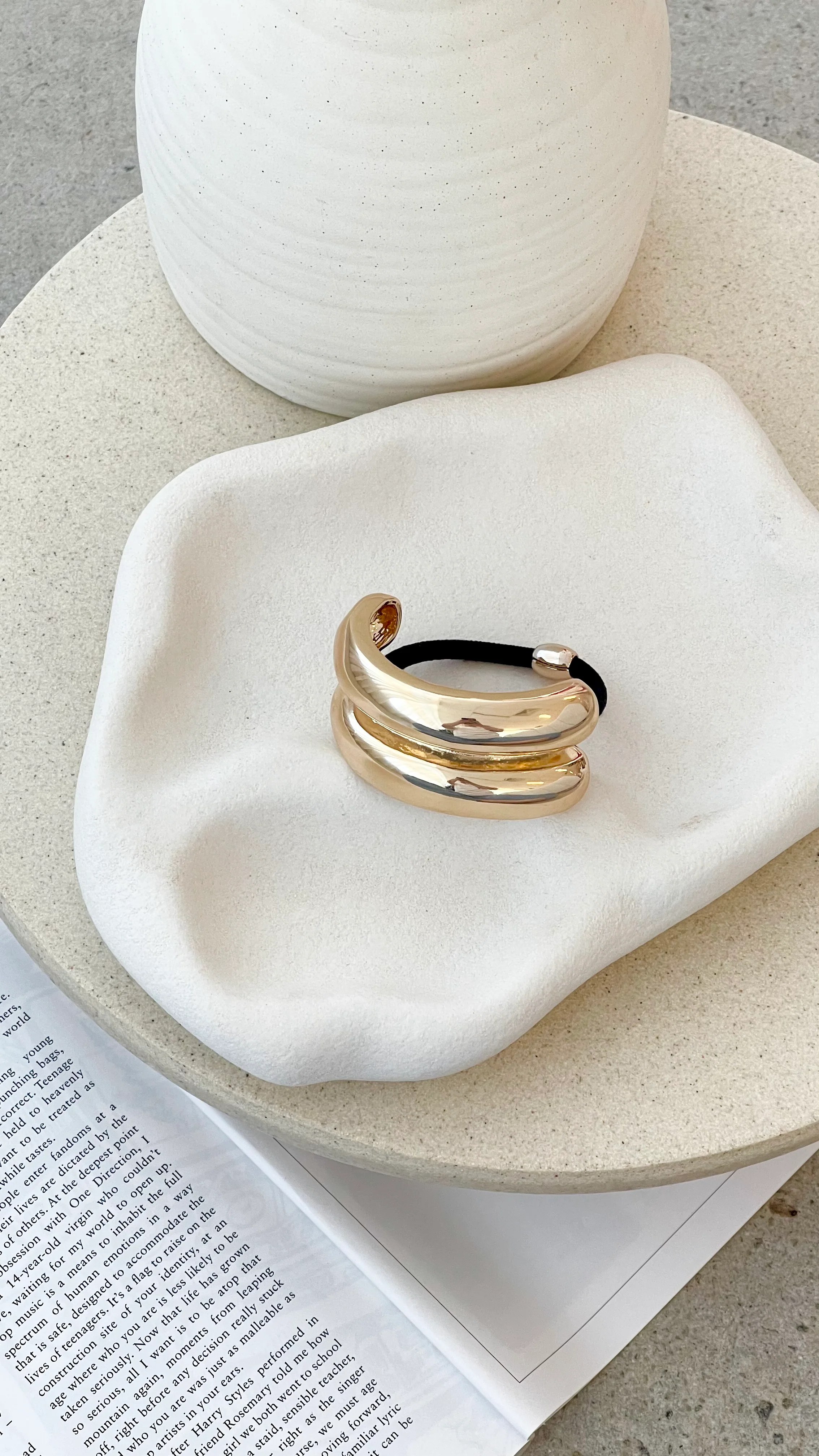 Saku Hair Tie - Gold - Image 4