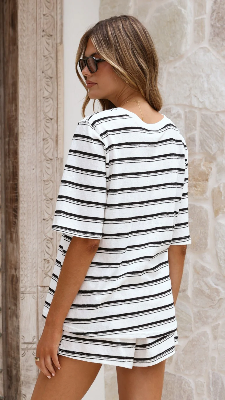 Scout Shorts - White Stripe - Image 2