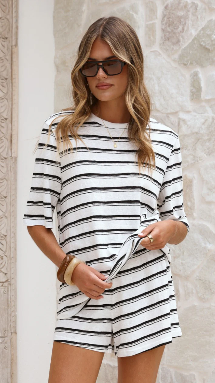 Scout Shorts - White Stripe - Image 4