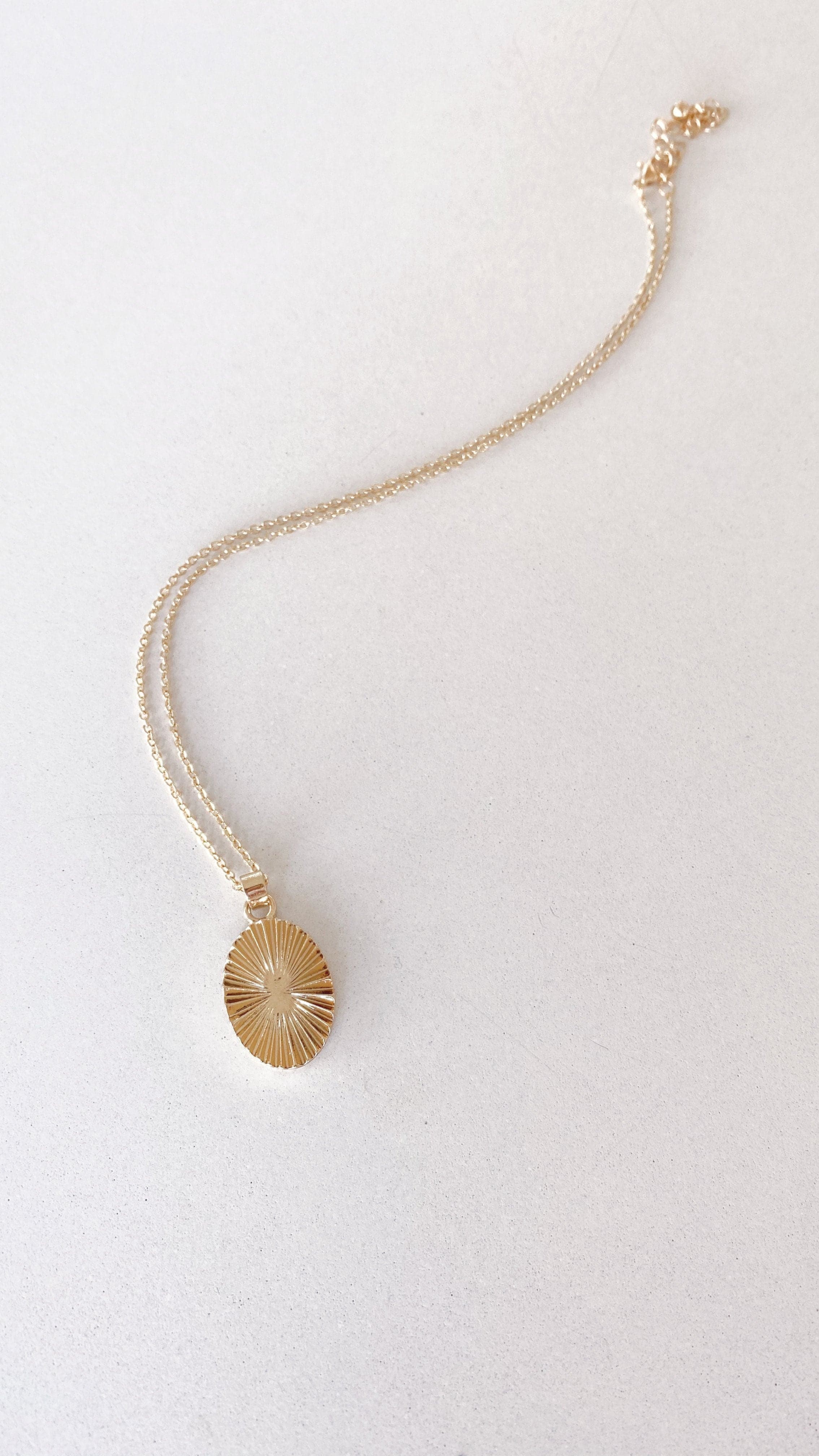 Sierra Fine Necklace Set - Gold - Image 10