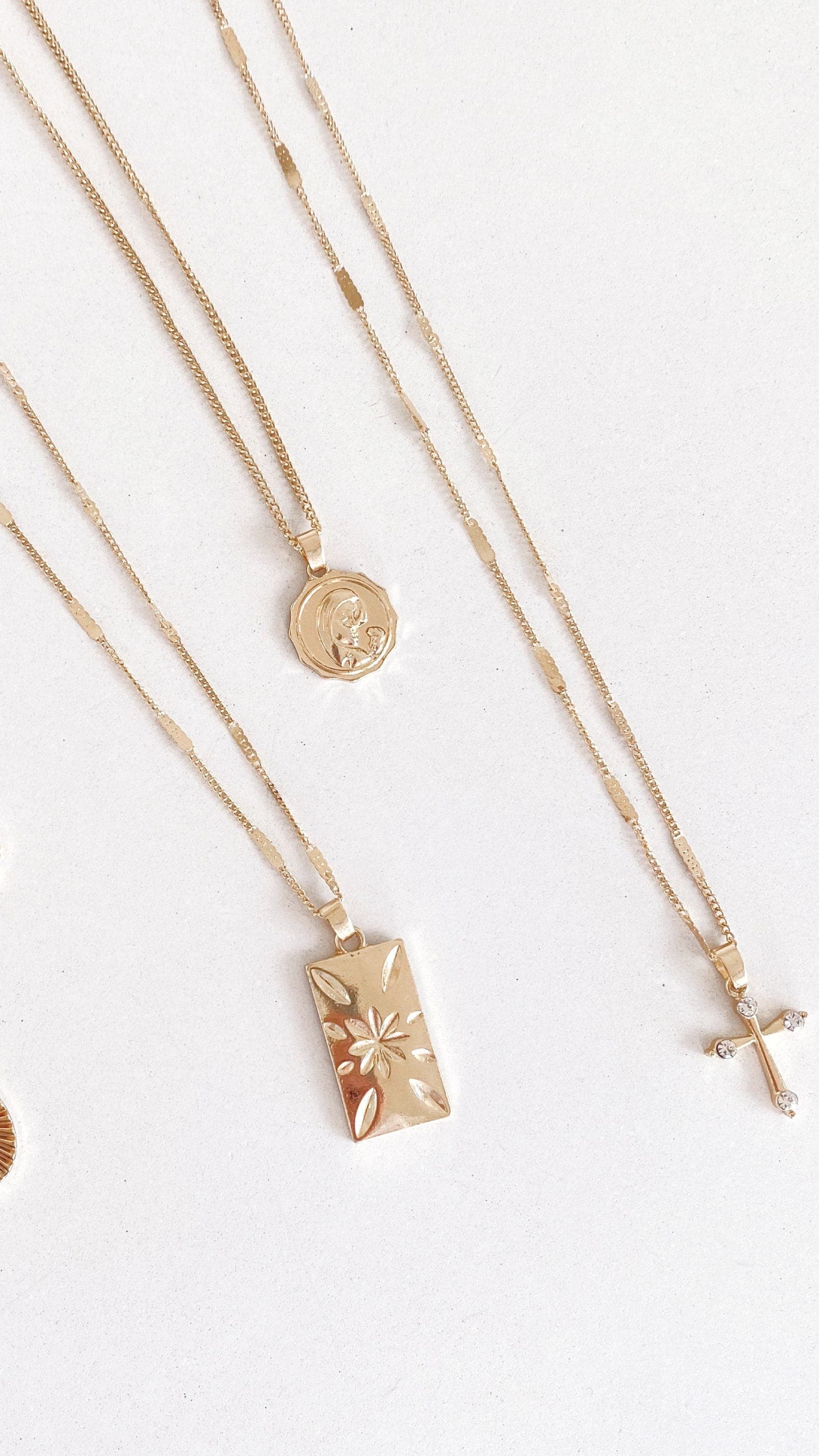 Sierra Fine Necklace Set - Gold - Image 4