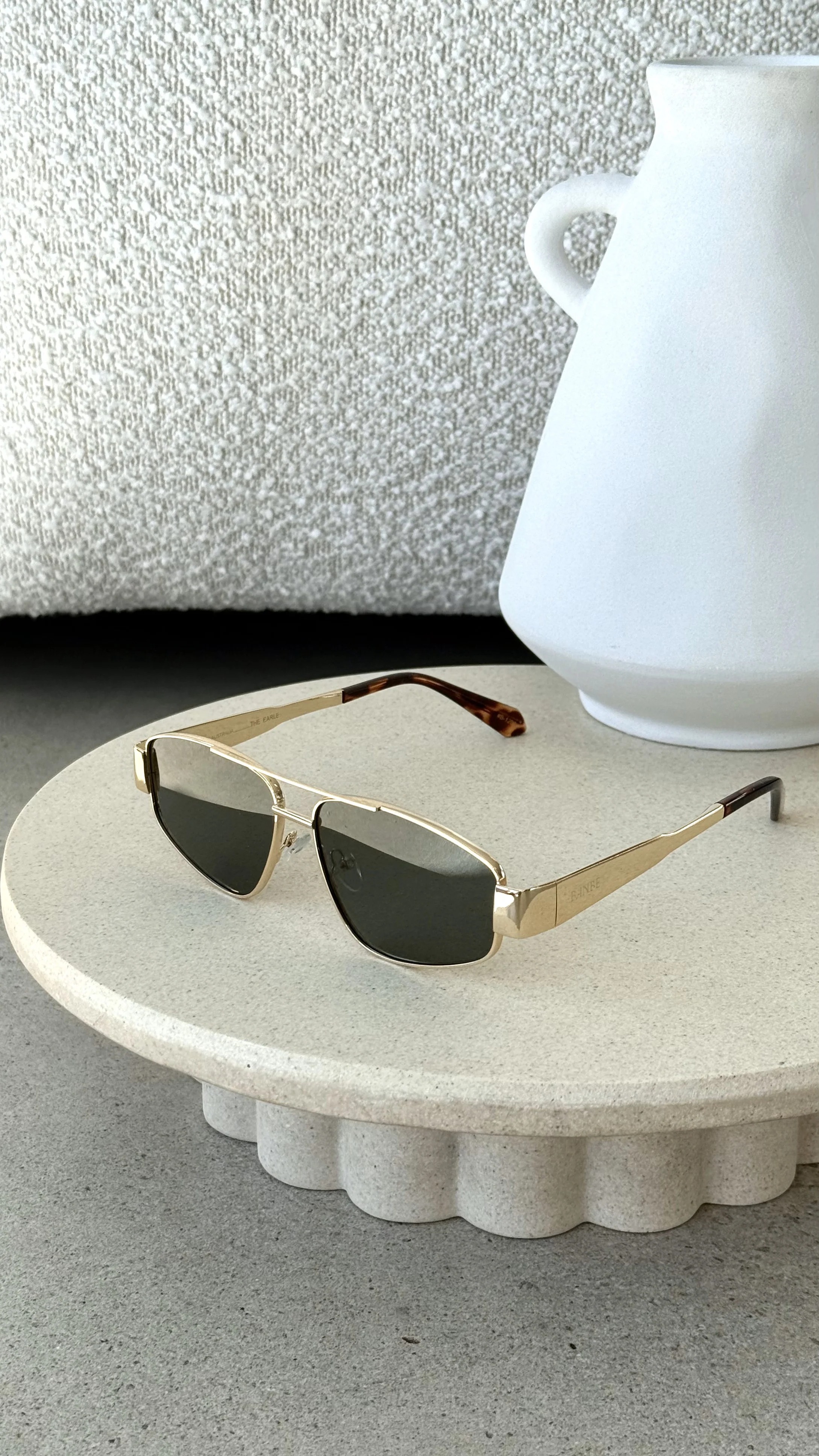 The Earle Sunglasses - Gold / Green - Image 2