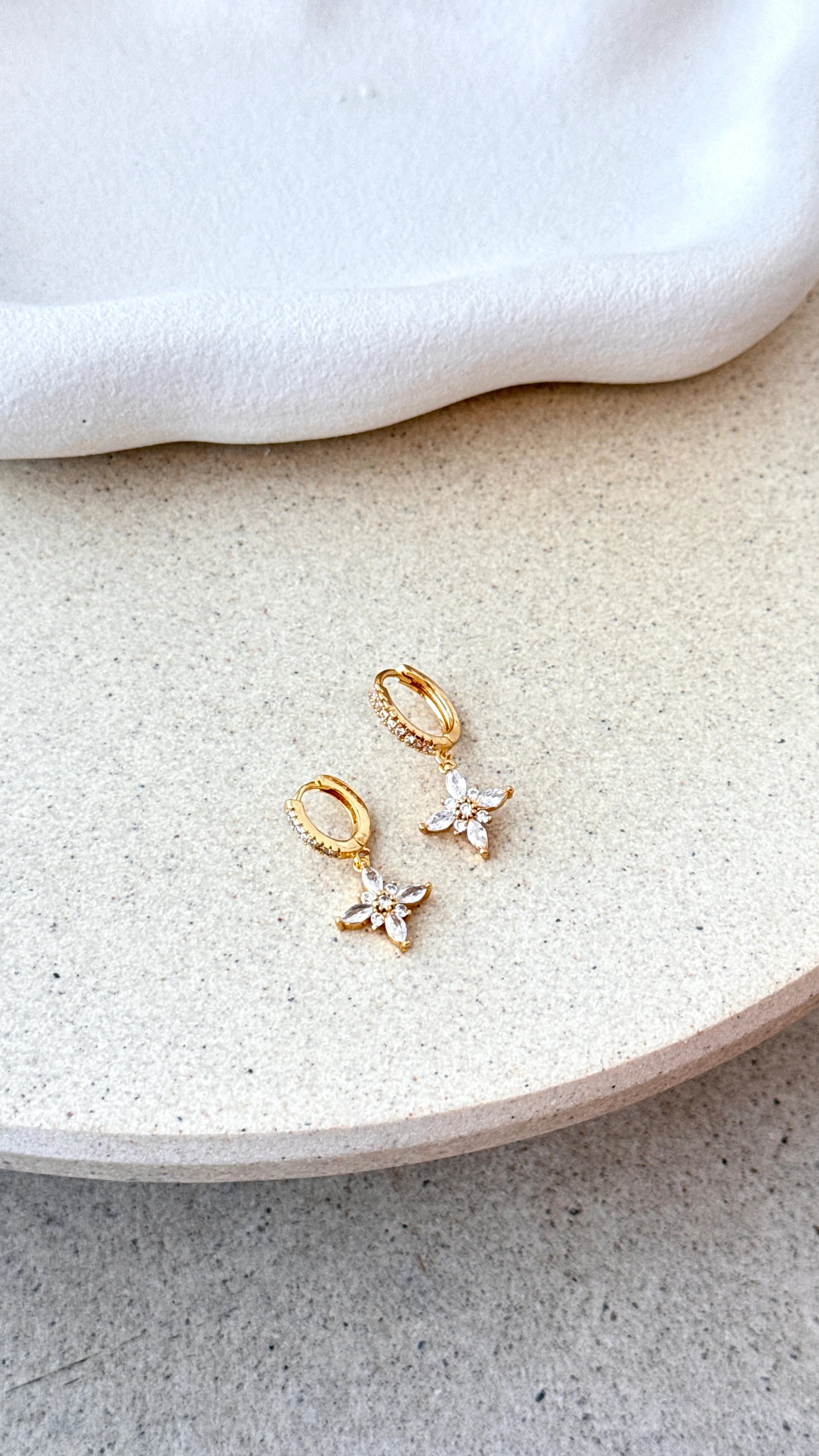 Toni Earrings - Gold - Image 3