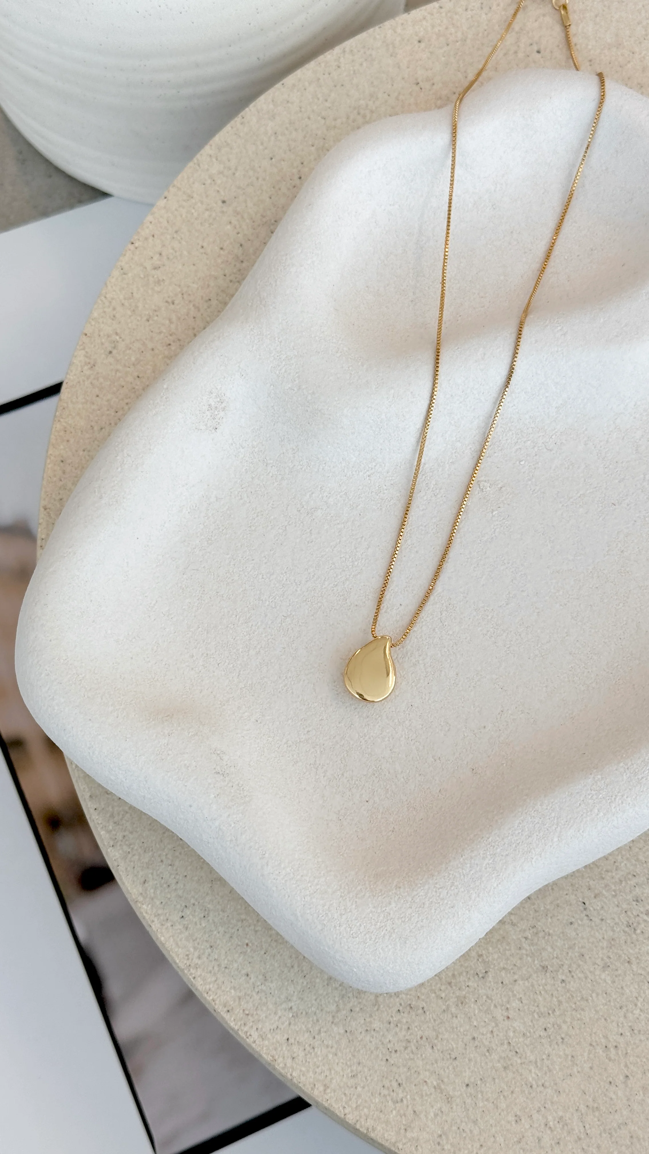Varenna Necklace - Gold - Image 3