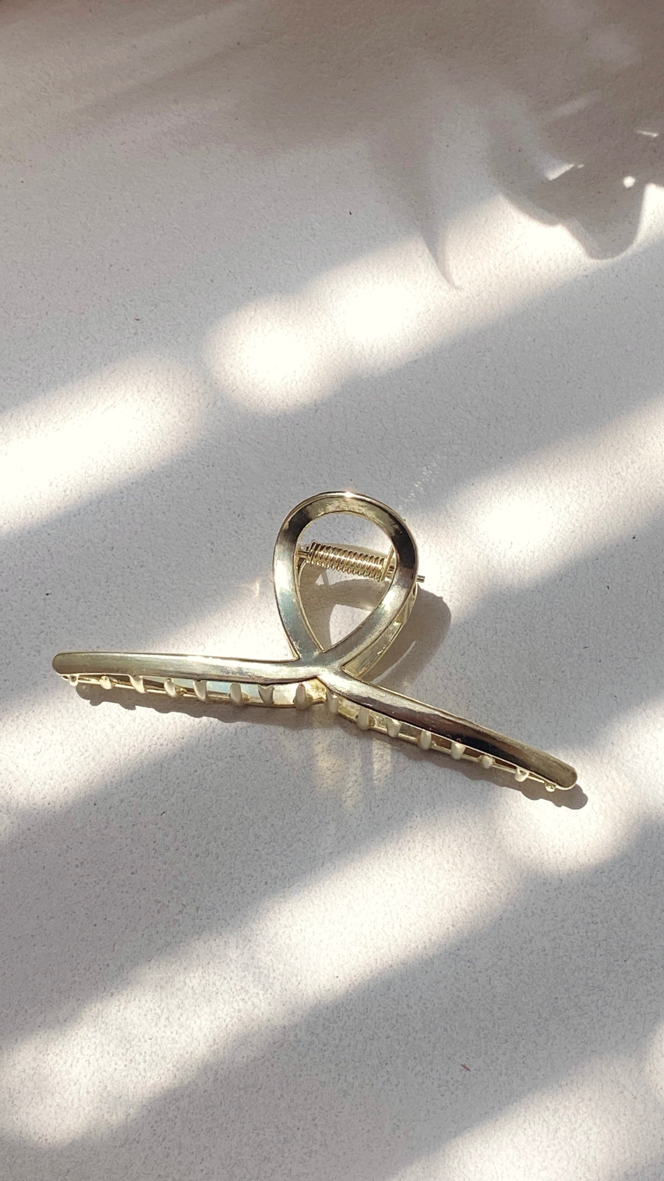 Wallia Claw Clip - Gold - Image 3