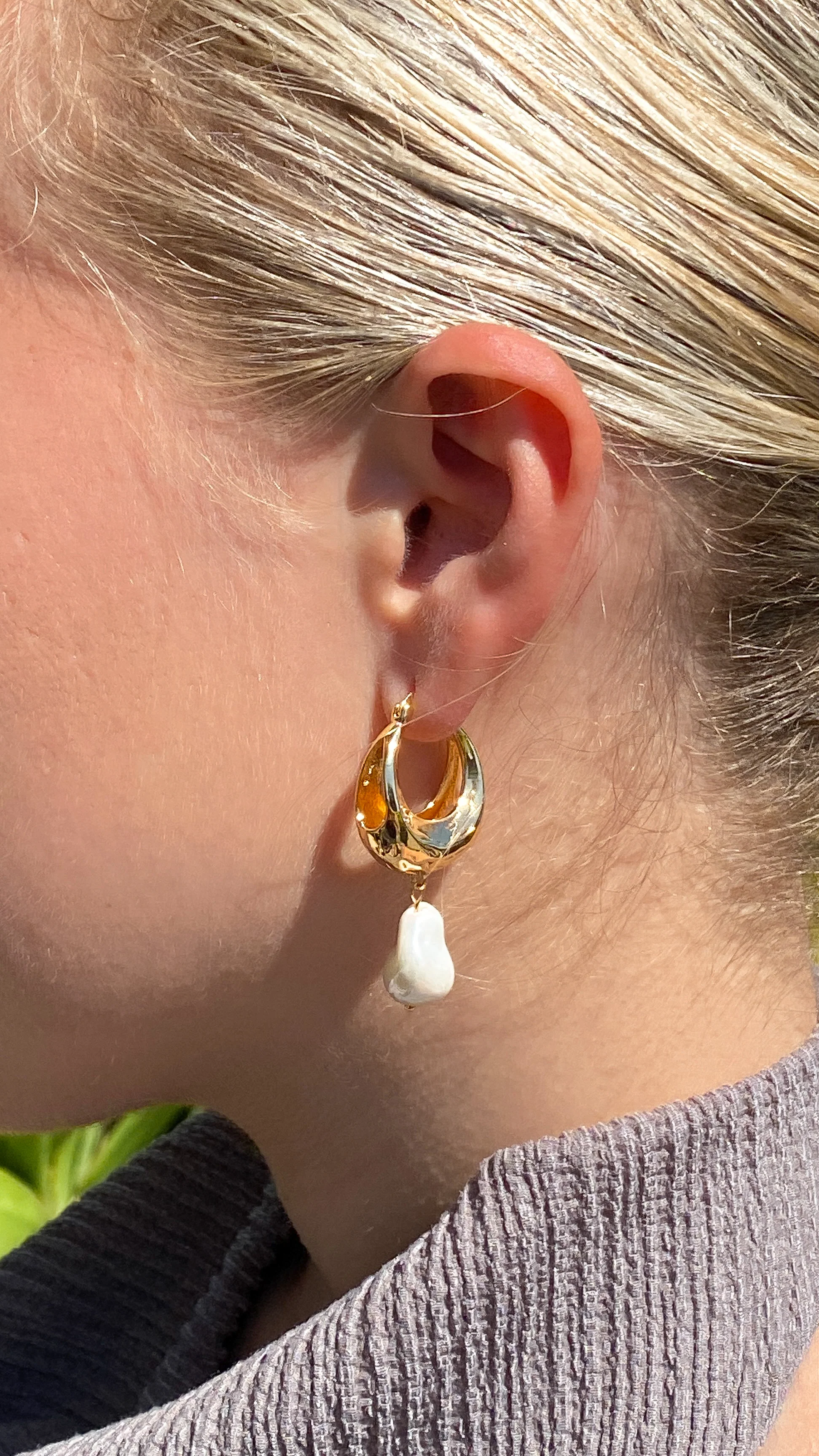 Wandrea Earrings - Gold - Image 2